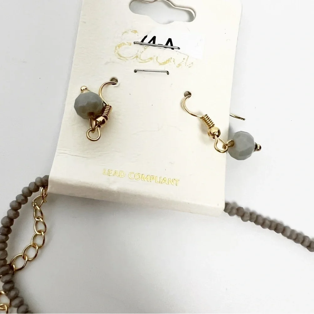 NWT Ella's Earrings and necklace with feather and tassel